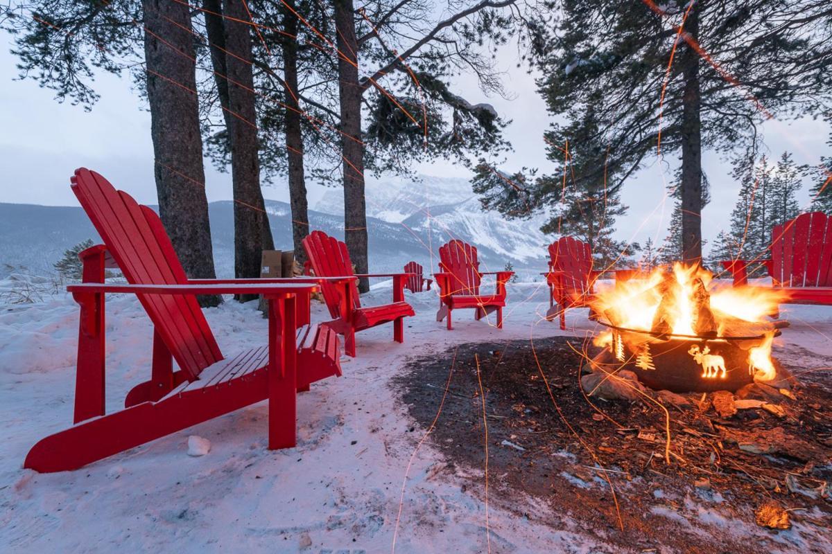 Storm Mountain Lodge & Cabins Castle Junction Exteriér fotografie